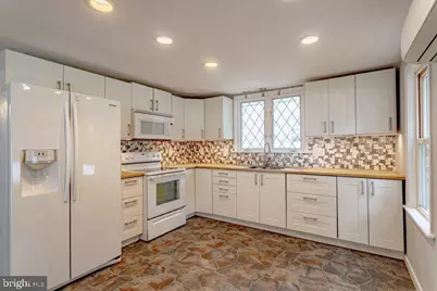 329 Union Avenue, Runnemede, NJ 08078 - Photo 7
