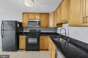 2502 Greenwood Dr, Lindenwold, NJ 08021 - Photo 9