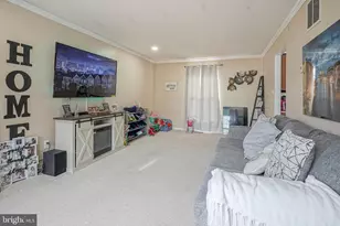 63 Charleston Dr, Sicklerville, NJ 08081 - Photo 3