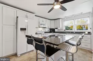 21 Baptist Ln, Gloucester Township, NJ 08012 - Photo 15