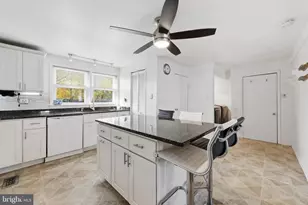 21 Baptist Ln, Gloucester Township, NJ 08012 - Photo 13