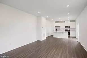 110 Old School House Rd, Sicklerville, NJ 08081 - Photo 7