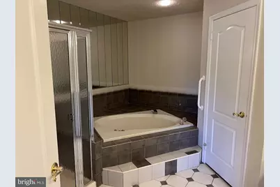 350 Chanticleer, Cherry Hill, NJ 08003 - Photo 21