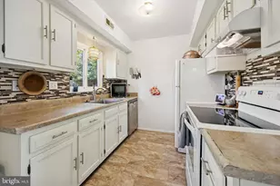 18 Trowbridge Ln, Clementon, NJ 08021 - Photo 11