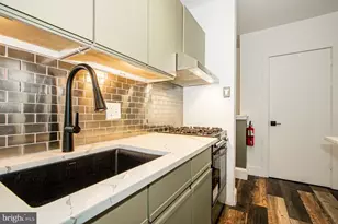 336 Point St, Camden, NJ 08102 - Photo 11