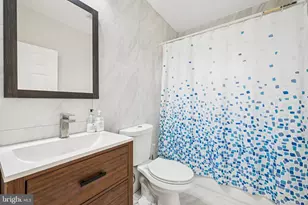 405 Austin Ave, Barrington, NJ 08007 - Photo 15