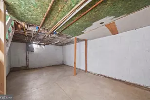 2845 N Constitution Rd, Camden, NJ 08104 - Photo 9