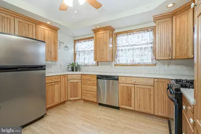 28 Deborah Place, Gloucester Township, NJ 08012 - Photo 9