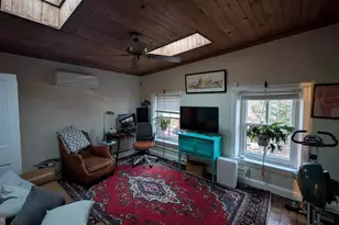 407 N 2nd St, Camden, NJ 08102 - Photo 7