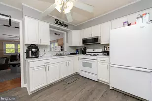 8 Pennsylvania Ave, Somerdale, NJ 08083 - Photo 9