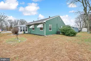 203 Elmtowne Blvd, Hammonton, NJ 08037 - Photo 25