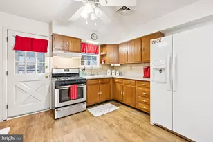 203 Elmtowne Blvd, Hammonton, NJ 08037 - Photo 13