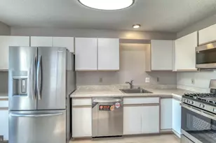 27 Greens Way, Gloucester Township, NJ 08012 - Photo 9