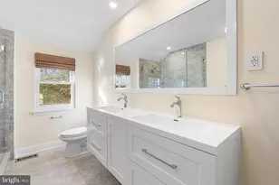 1 Holly Oak Dr, Voorhees, NJ 08043 - Photo 35