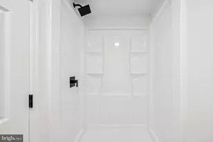 2738 Lincoln Ave, Camden, NJ 08105 - Photo 21