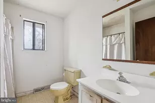 13 Hidden Dr, Lindenwold, NJ 08021 - Photo 15