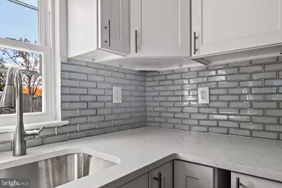 408 W 3rd Avenue, Runnemede, NJ 08078 - Photo 3