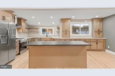 205 E Tampa Avenue, Cherry Hill, NJ 08034 - Photo 11