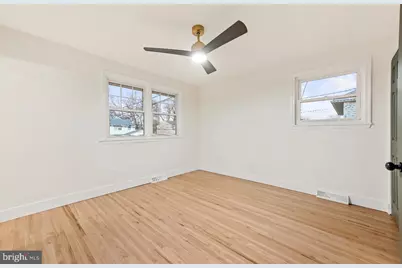 205 E Tampa Avenue, Cherry Hill, NJ 08034 - Photo 17