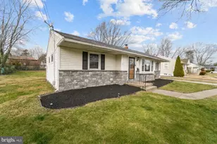 812 Beverly Dr, Somerdale, NJ 08083 - Photo 3