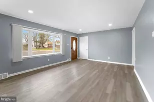 812 Beverly Dr, Somerdale, NJ 08083 - Photo 5