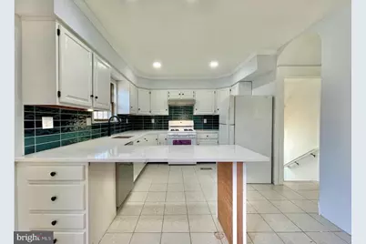 7041 Harvey Avenue, Pennsauken, NJ 08109 - Photo 3