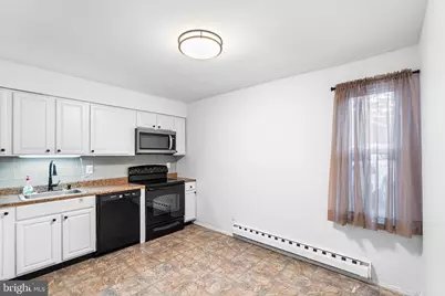 302 Bromley Est, Pine Hill, NJ 08021 - Photo 9