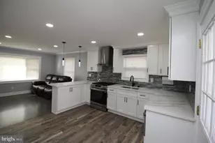 300 Cressmont Ave, Gloucester Township, NJ 08012 - Photo 15