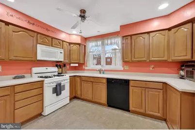 140 Laureba Avenue, Stratford, NJ 08084 - Photo 11