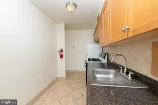 405 Barclay Towers, Cherry Hill, NJ 08034 - Photo 19