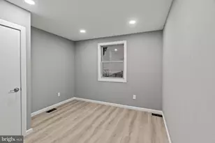 14 N Broadway, Gloucester City, NJ 08030 - Photo 11