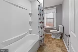 13 N 33rd, Camden, NJ 08105 - Photo 15