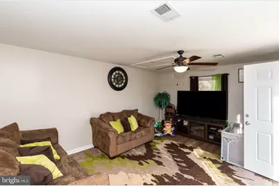 421 E Maple Avenue, Lindenwold, NJ 08021 - Photo 17