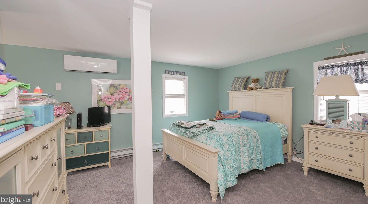 308 33rd St, Ocean City NJ  08226-2020 exterior