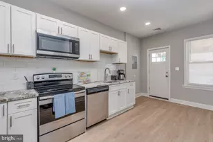 222 E Burk Ave, Wildwood, NJ 08260 - Photo 9