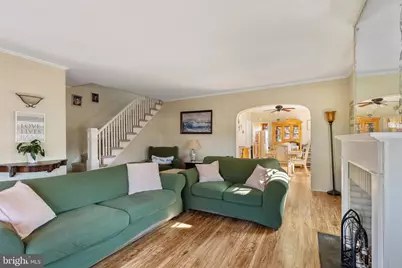 221 W 25th Avenue, Wildwood, NJ 08260 - Photo 11