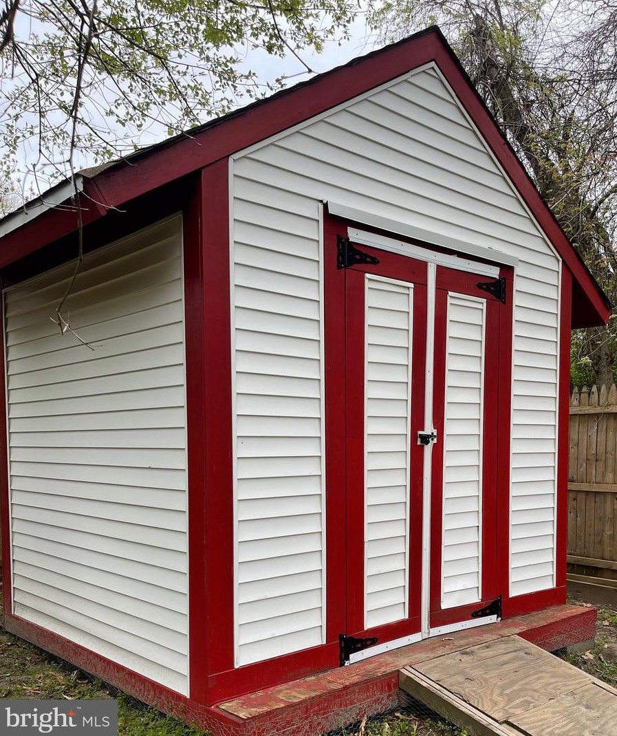 505 Spruce St, Aura NJ 08028-3346 exterior