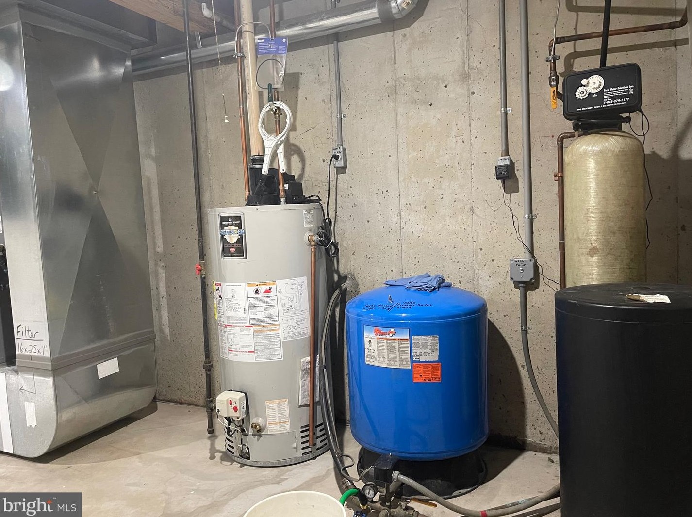 505 Spruce St, Aura NJ 08028-3346 exterior