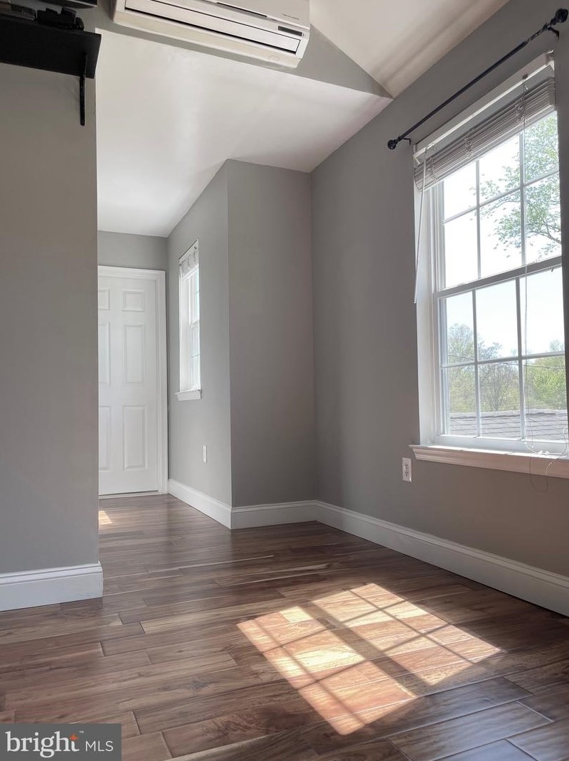 505 Spruce St, Aura NJ 08028-3346 exterior