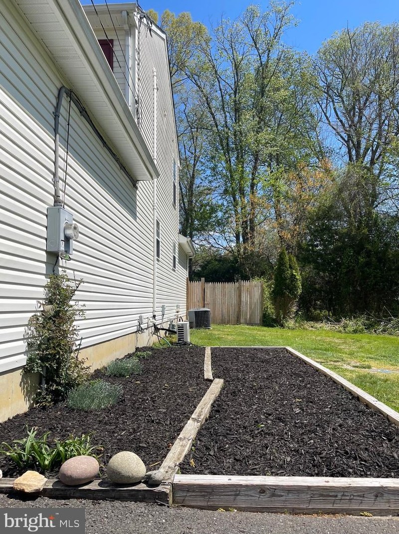 505 Spruce St, Aura NJ 08028-3346 exterior