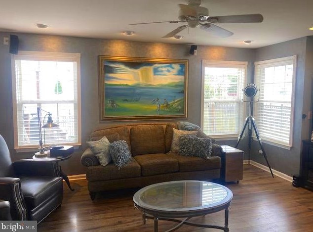 751 Elmhurst Pl, Aura NJ  08028-3013 exterior