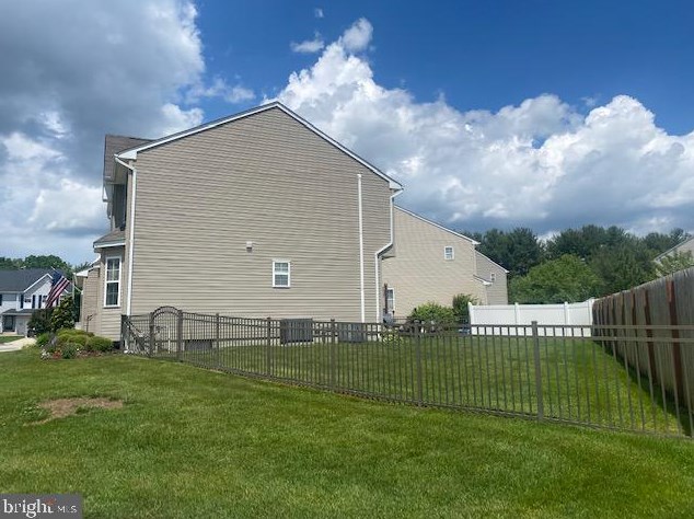 751 Elmhurst Pl, Aura NJ  08028-3013 exterior