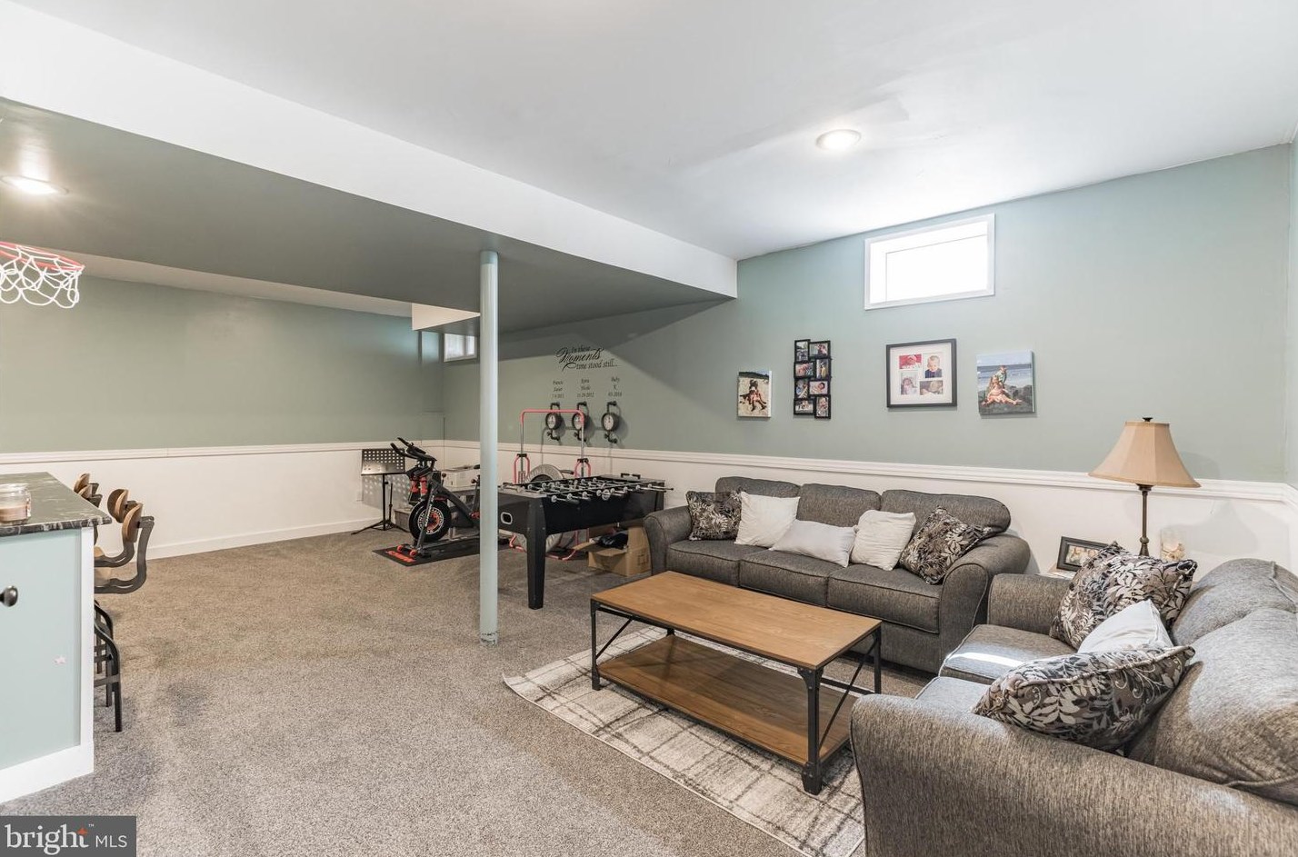 37 Ealey Ct, Aura NJ 08028-3016 exterior