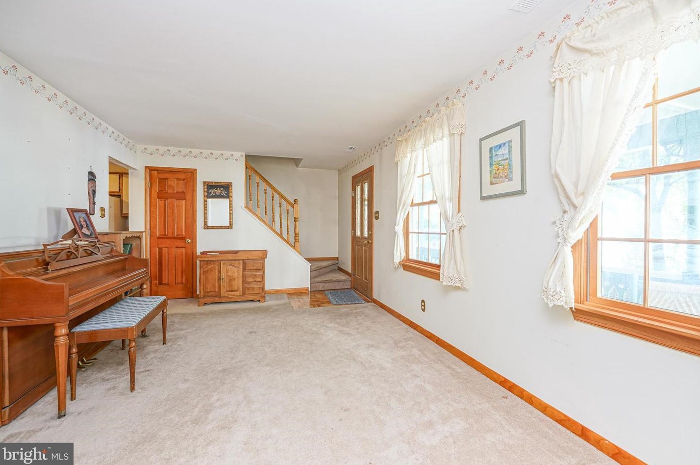 12 Hardwood Ct, Aura NJ 08028-9635 exterior