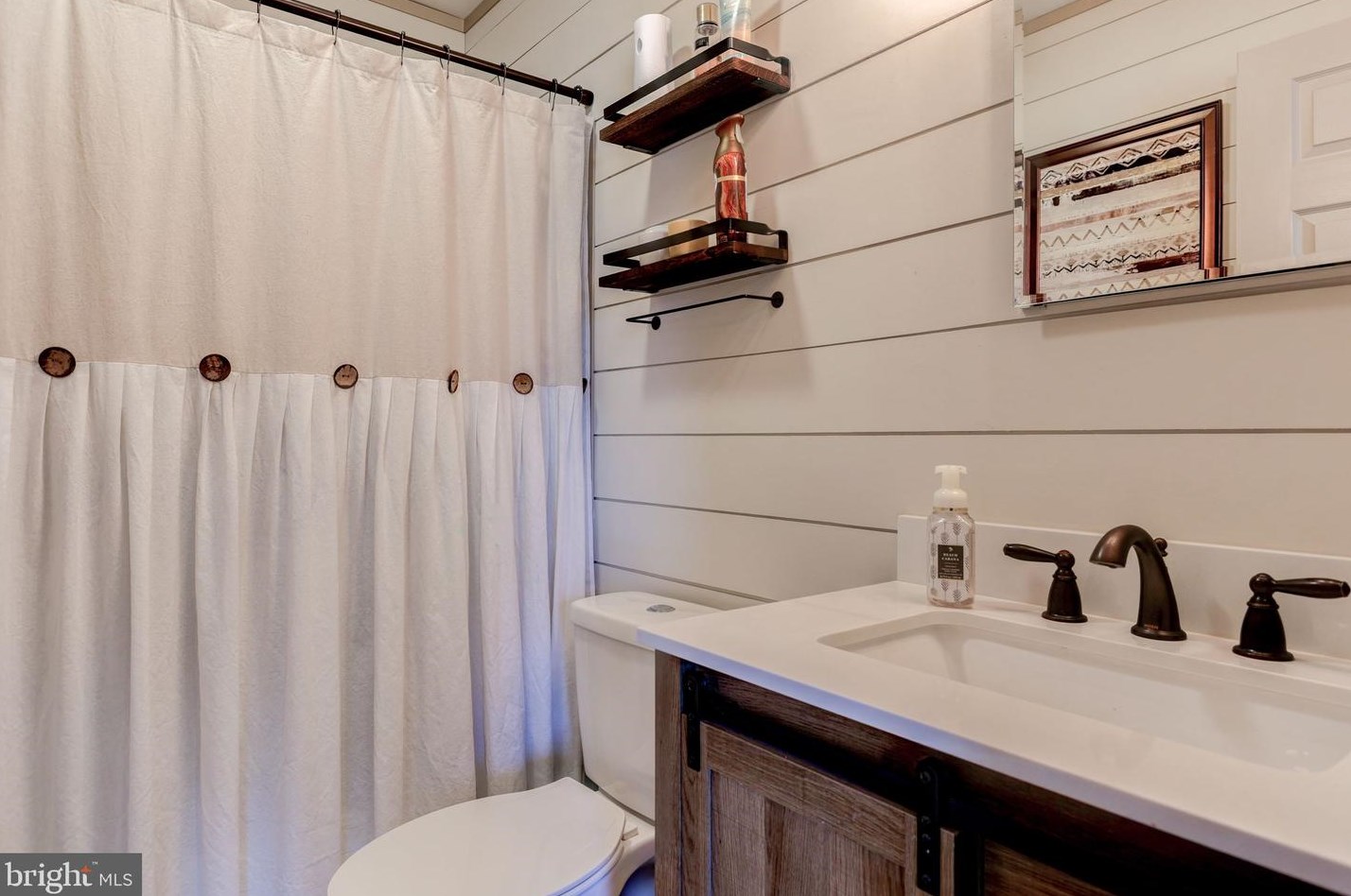 1710 Academy St, Aura NJ  08028-8372 exterior