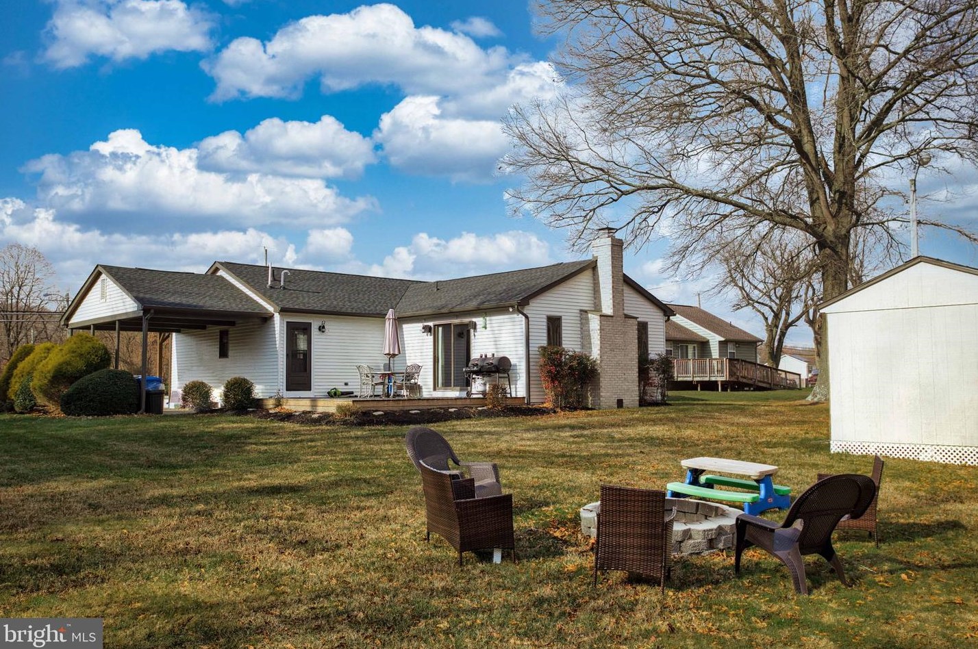 1710 Academy St, Aura NJ  08028-8372 exterior