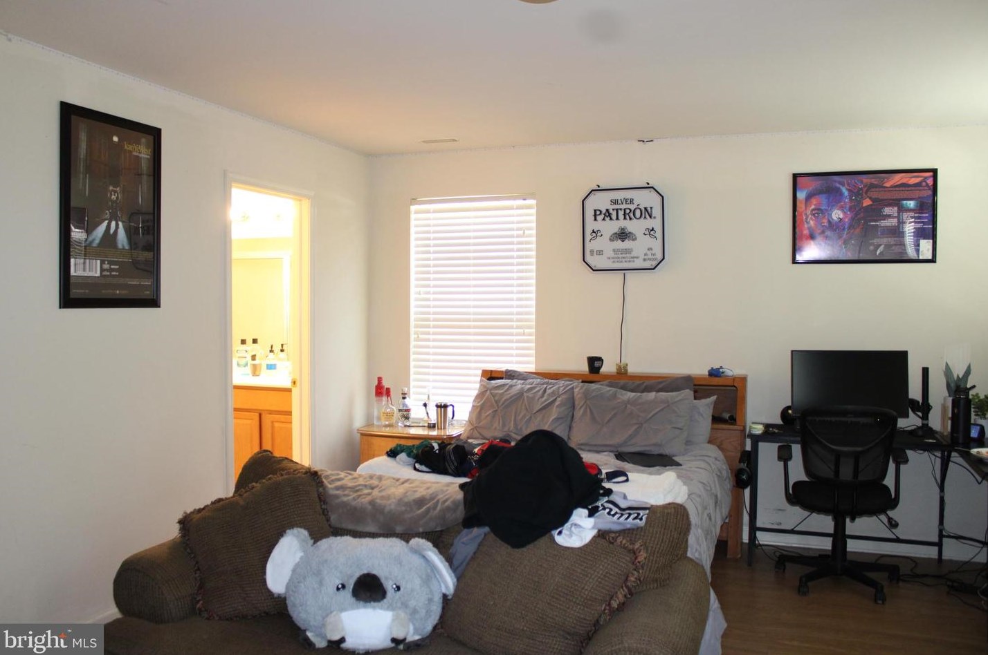 107 Ellis St, Aura NJ  08028-2506 exterior