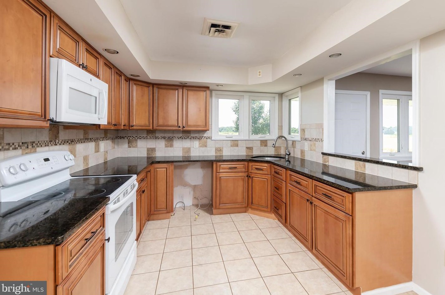 708 Aura Rd, Aura NJ  08028-3422 exterior