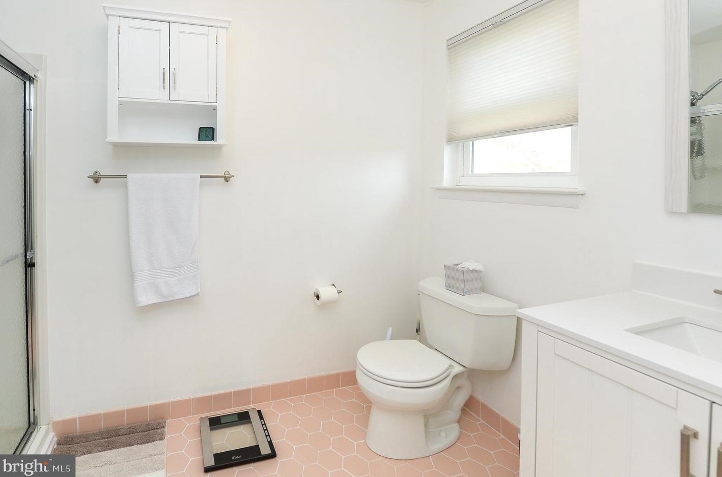 89 Yellowwood Ct, Aura NJ 08028-2812 exterior