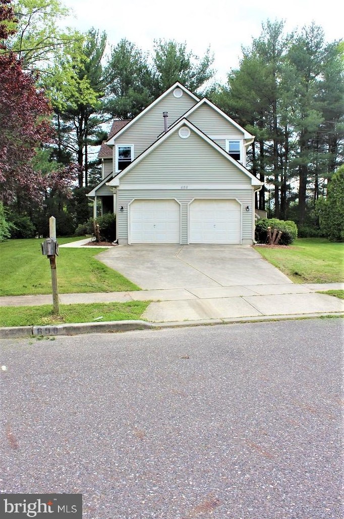 608 Quincy Ct, Aura NJ  08028-3009 exterior